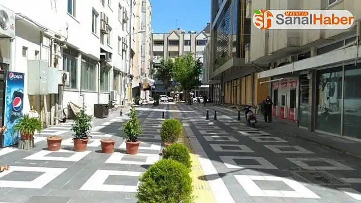 Filistin Caddesinde düzenlemeler yapılıyor