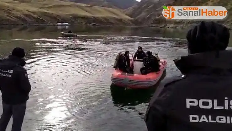 Fırat Nehrinde kayıp sürücünün aranması sürüyor