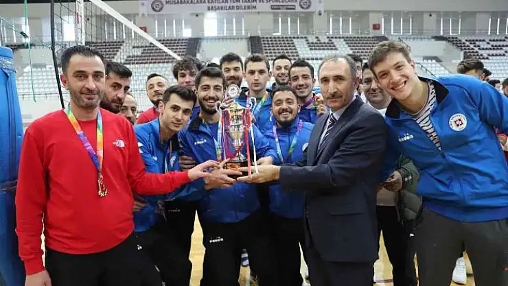 'Fırat Üniversitesi, iki branşta Türkiye Finalleri´ne katılıyor'