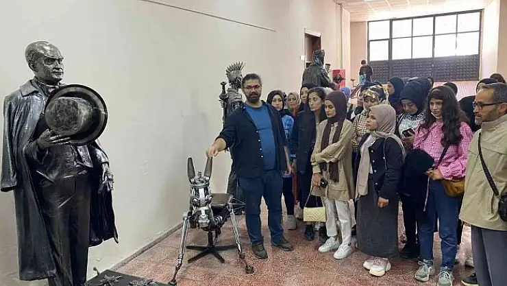 'Fırat üniversitesi, lise öğrencilerini ağırladı'