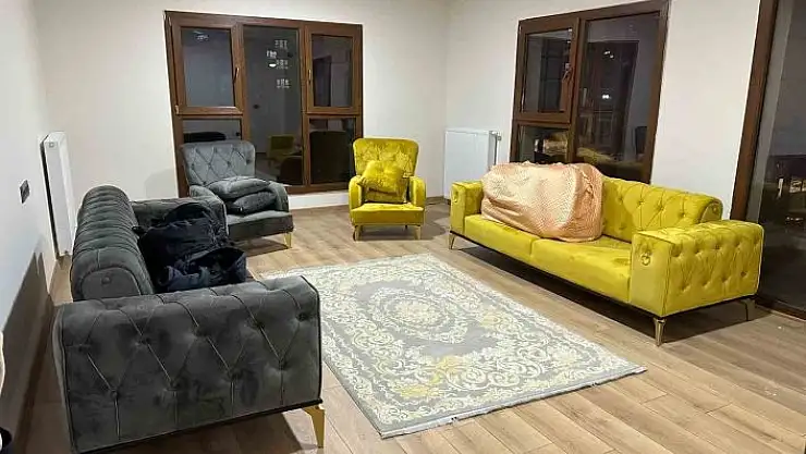 'Fırsatçılara örnek olacak davranış, evlerini depremzedelere ücretsiz tahsis ettiler'