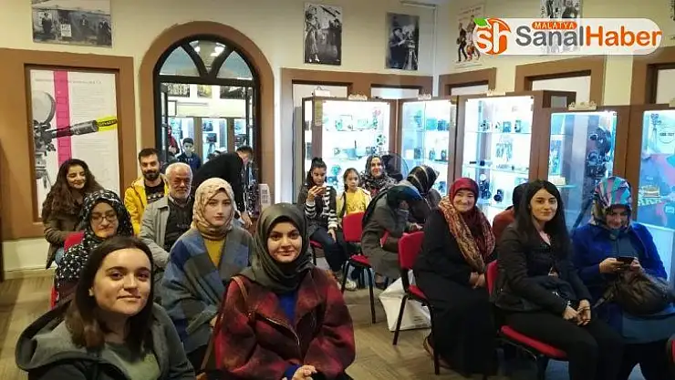 Fotoğraf çekimi ve görsel düzenleme dersleri başladı