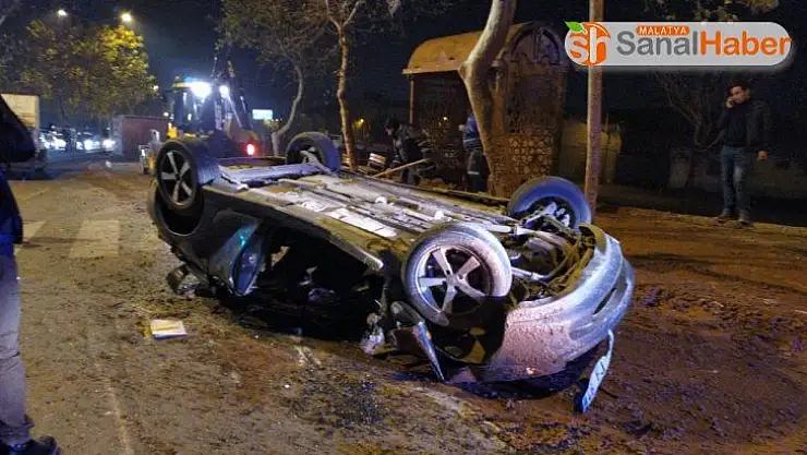 Freni boşalan kamyon otomobili ezdi: 2 yaralı