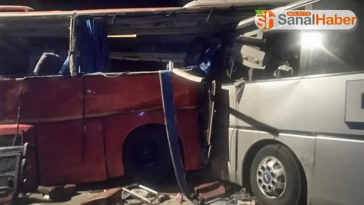 Gana'da feci otobüs kazası: 34 ölü, 54 yaralı