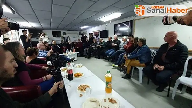Gantz, çalan sirenler nedeniyle sığınağa kaçtı