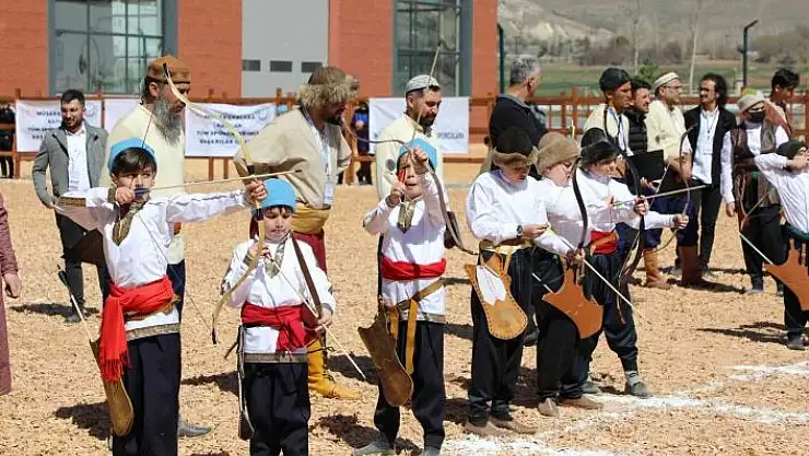 'Geleneksel Türk Okçuluğu izleyenlerin nefesini kesti'
