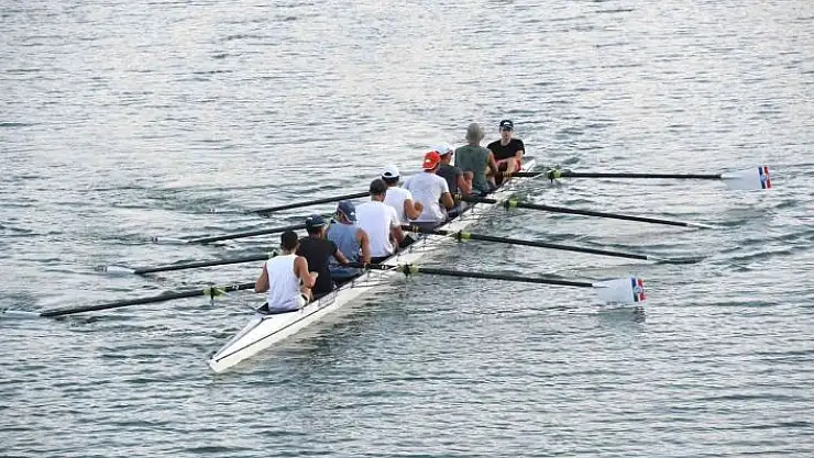 'Gençler Türkiye Kürek Şampiyonası Adıyaman´da başladı'