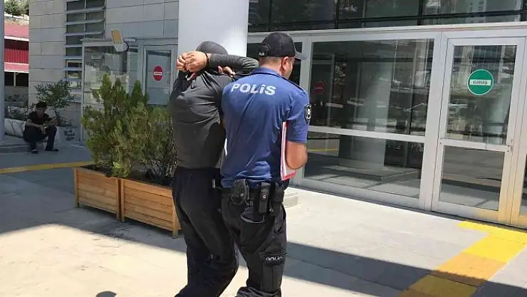 'Girdikleri iş yerinde suçüstü yakalanan 2 hırsızlık şüphelisi tutuklandı'