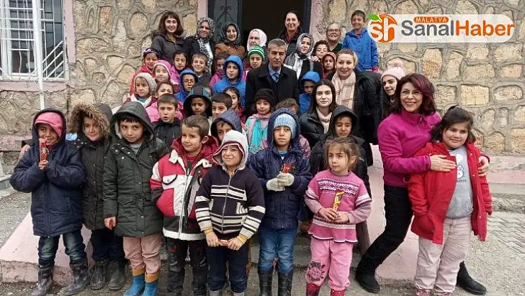 Gölbaşı ilçesinde 'Bir çocukta sen güldür' projesi