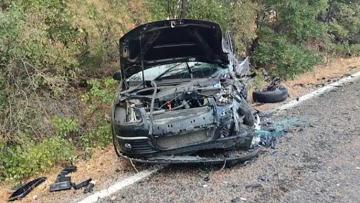 'Gölbaşı ilçesinde iki otomobil çarpıştı: 6 yaralı'