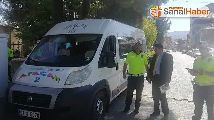 Gölbaşı ilçesinde öğrenci servisleri denetlendi
