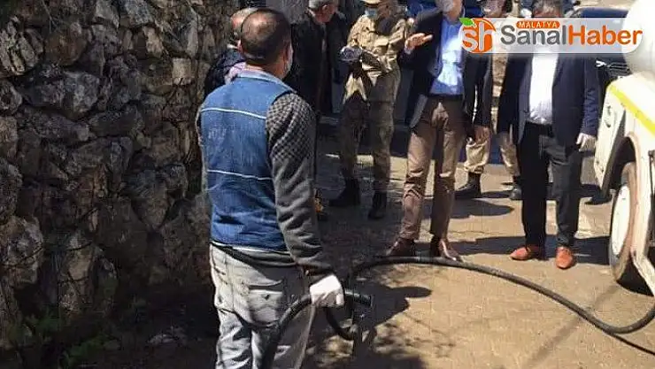 Gölbaşında Köylerin cadde ve sokakları dezenfekte ediliyor