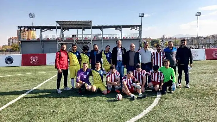 'Görme engelli futbolcuların azmi göz dolduruyor'