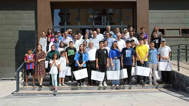 'Güder, LGS´de başarılı olan öğrencileri ağırladı'