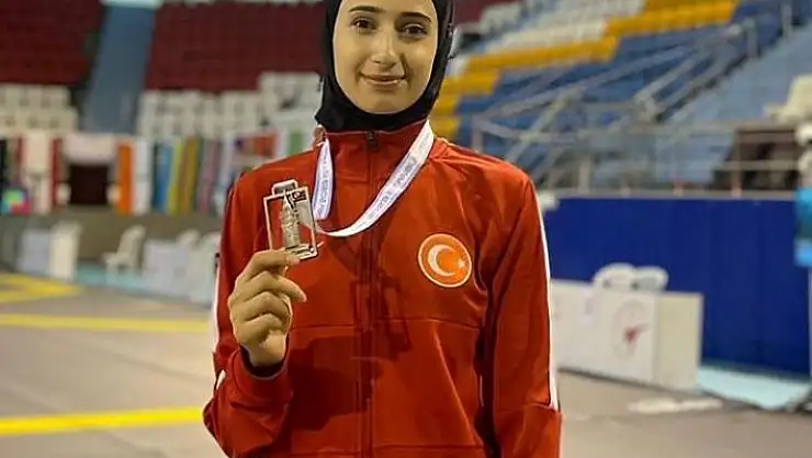 'Gülse´den gümüş madalya'