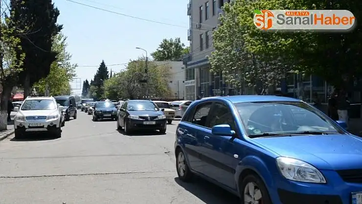 Gürcistan'da hayat normalleşmeye başladı