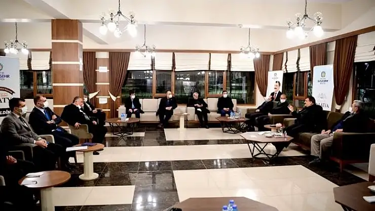 'Gürkan muhtarlarla bir araya geldi'