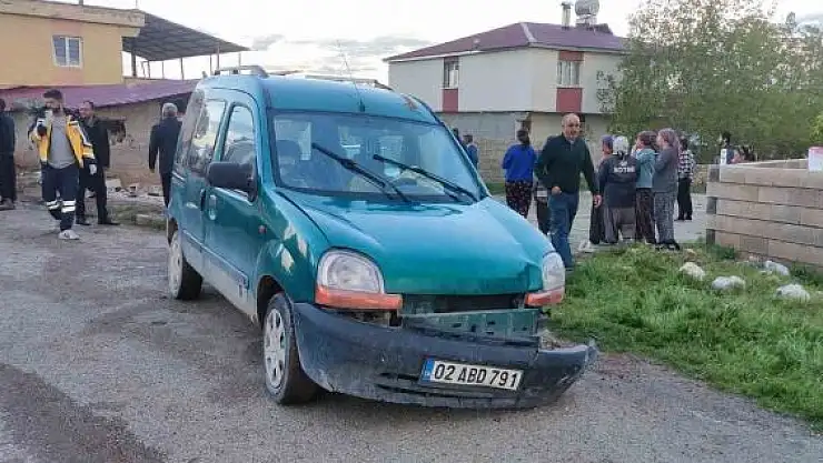 'Hafif ticari aracın çarptığı çocuk hayatını kaybetti'