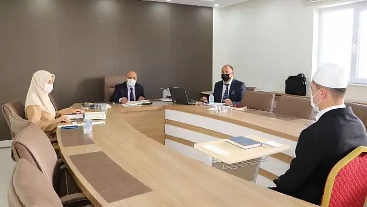 'Hafızlık belgesi almak için ter döktüler'