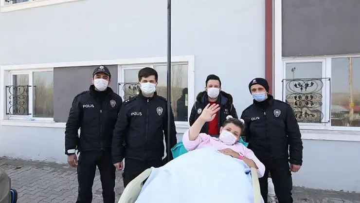 'Hasta yakınları bize saldırıyor ihbarında bulunup, polis ekiplerine sürpriz yaptılar'