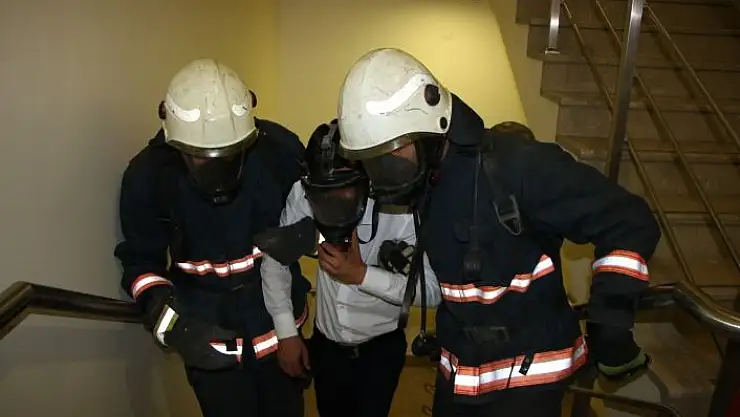 'Hastanede gerçeği aratmayan yangın ve deprem tatbikatı'