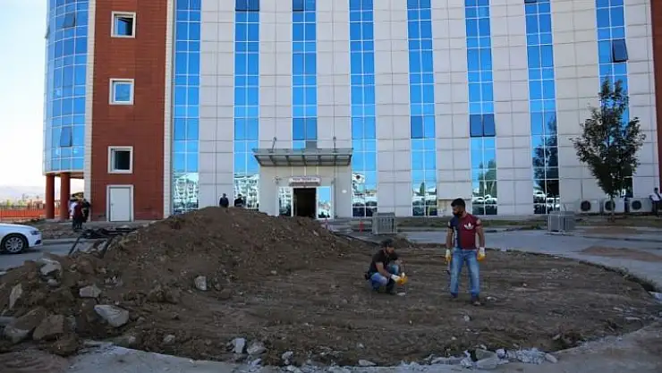 'Hastanenin peyzaj çalışmaları başladı'