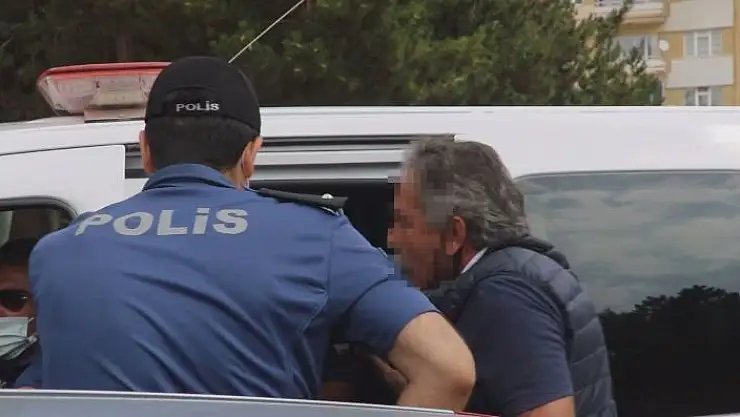 'Hastayla doktor tartıştı, doktor kafasından yaralandı'