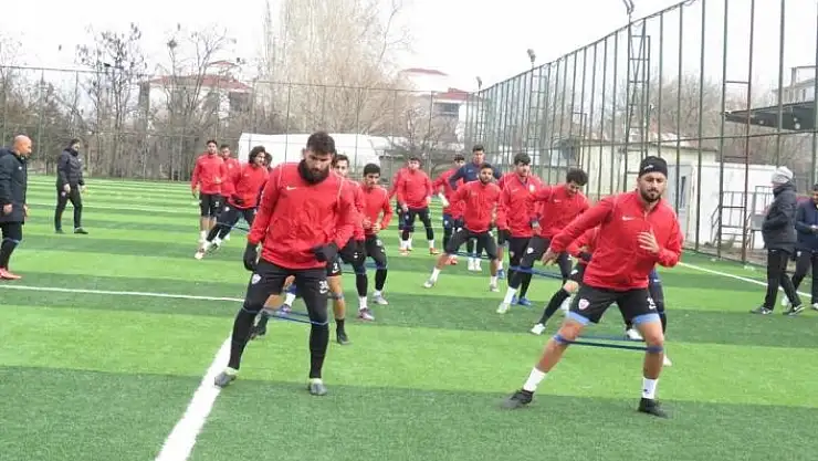 'HD Elazığ Karakoçan FK, antrenmanlara başladı'