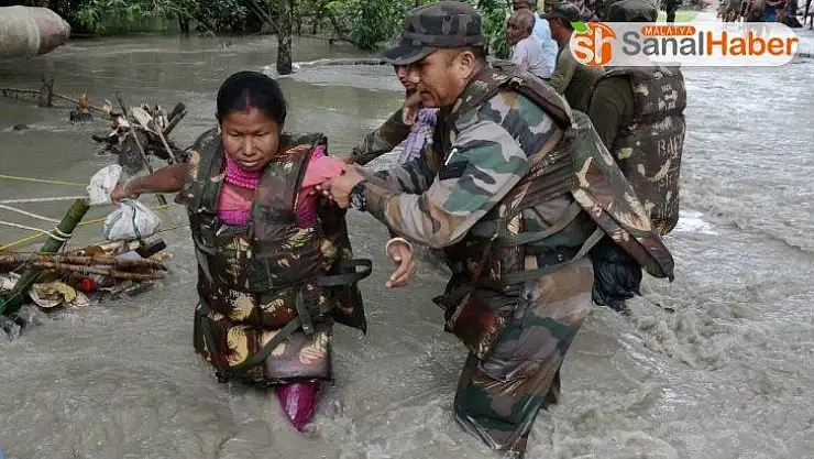 Hindistan'da 2 eyaletteki sel ve heyelanlarda 40 kişi öldü