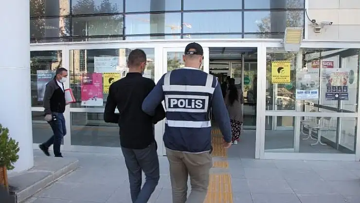 'Hırsızlıktan 19 kaydı olan şüpheli, bu kez işçilerin parasını çaldı yakalandı'