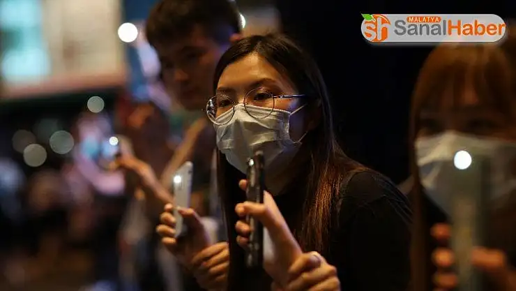 Hong Kong'da Çin'e karşı insan zinciri