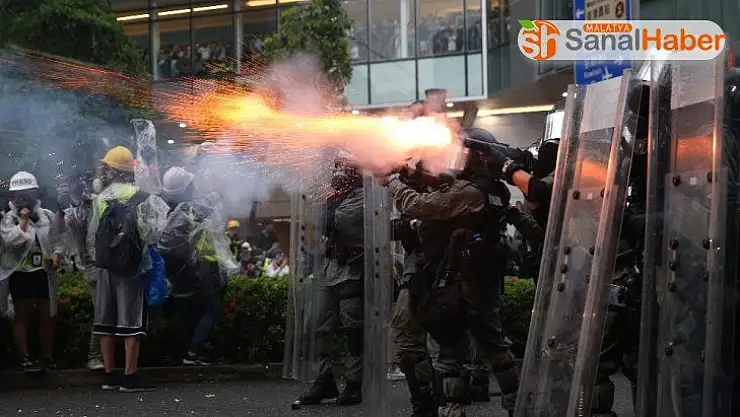 Hong Kong'da molotoflu eylem