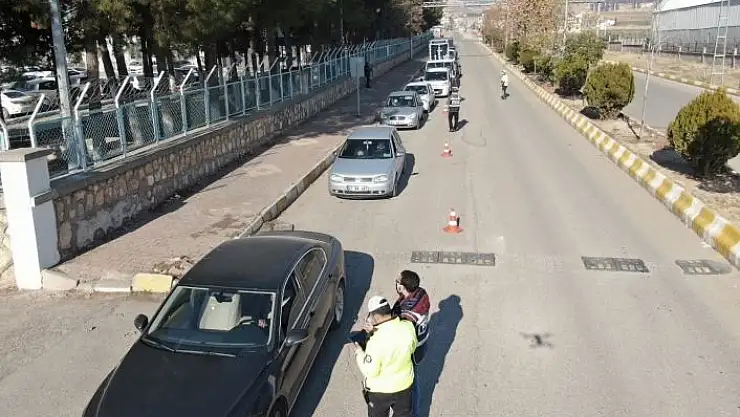 'Huzur uygulamasında 2 bin 950 kişi kontrol edildi'