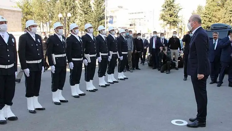 'İçişleri Bakanı Soylu: ''Hizmet üretemeyen belediyeler suçu hükumete atıyor'''