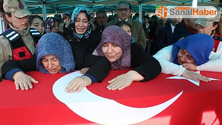 İdlib şehidi dualarla son yolculuğuna uğurlandı