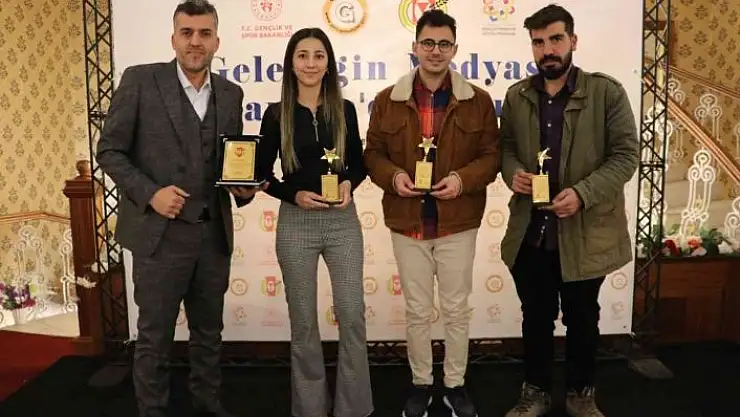 'İhlas Haber Ajansı´na 4 ödül birden'