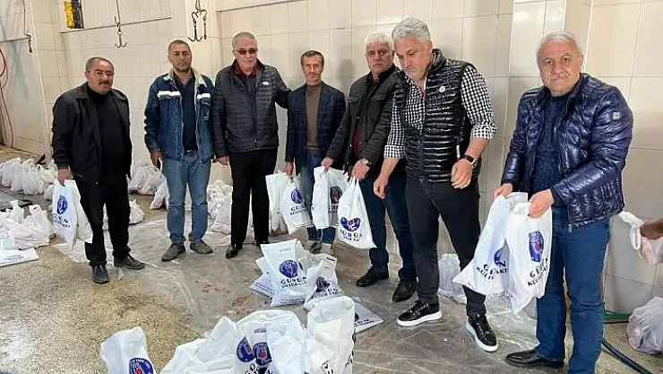 'İhtiyaç sahipleri için 20 koyun kestiler'