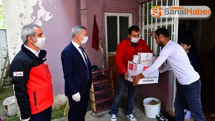 ihtiyaç sahiplerine gıda kolisi