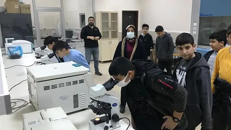 'İkra Koleji öğrencileri Adıyaman Üniversitesini ziyaret etti'