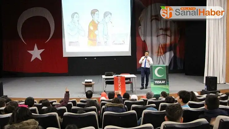 İlk ve ortaokul öğrencilerine ilk yardımın önemi anlatıldı