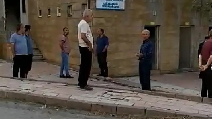 'İmam camiye gelmeyince cemaat bayram namazı kılamadan geri döndü'