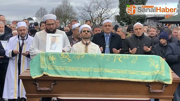 Irkçı saldırıda öldürülen Türk için cenaze töreni düzenlendi