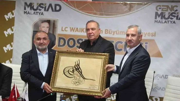 'İş adamı Vahap Küçük, ´Dost Meclisi´nin konuğu oldu'