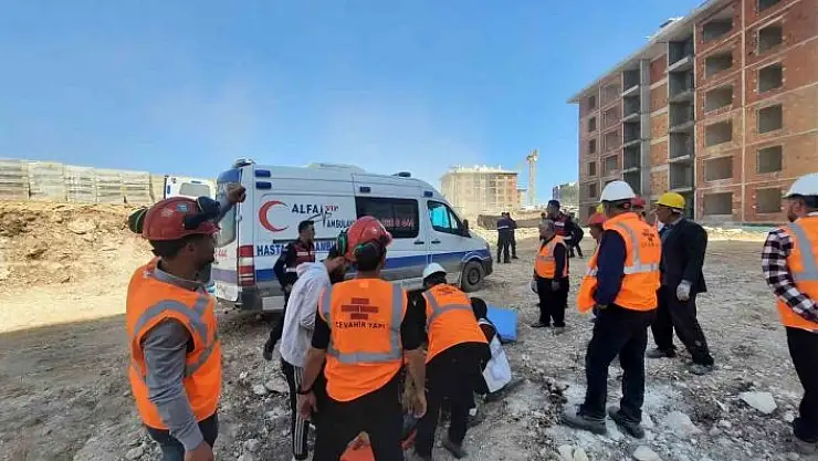 'İş makinesinin çarptığı işçi hayatını kaybetti'