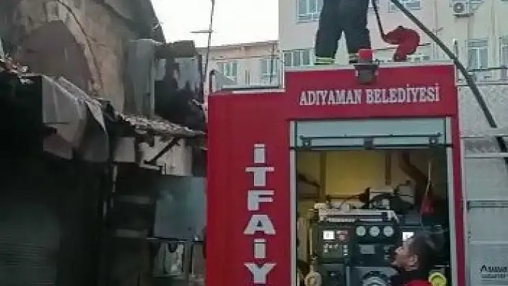'İş yerinde çıkan yangın korkuttu'
