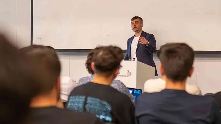 'İşadamı Karataş, `Kariyer Hedefim´in konuğu oldu'