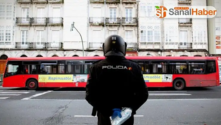 İspanya'da son 24 saatte 517 ölüm