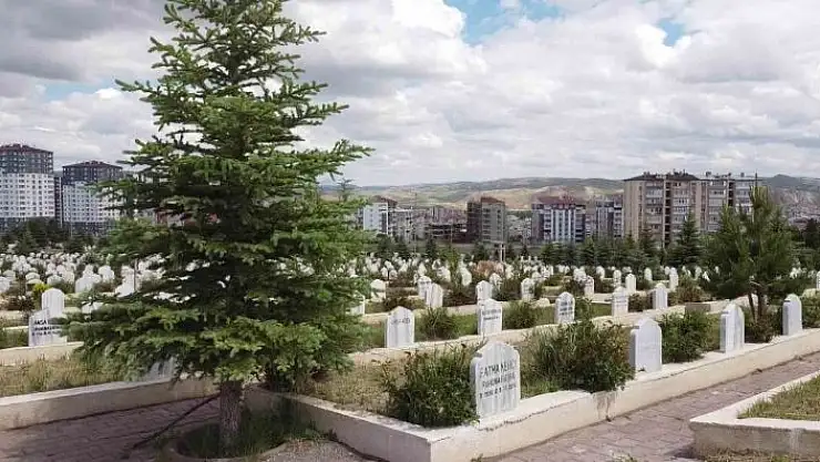 'İstanbul Belediyesinde 69 bin TL, Sivas Belediyesinde bedava'