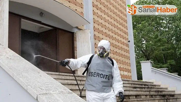 İtalya'da son 24 saatte korona virüsten 242 ölüm