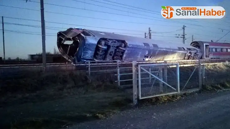İtalya'da tren raydan çıktı: 2 ölü, 30 yaralı